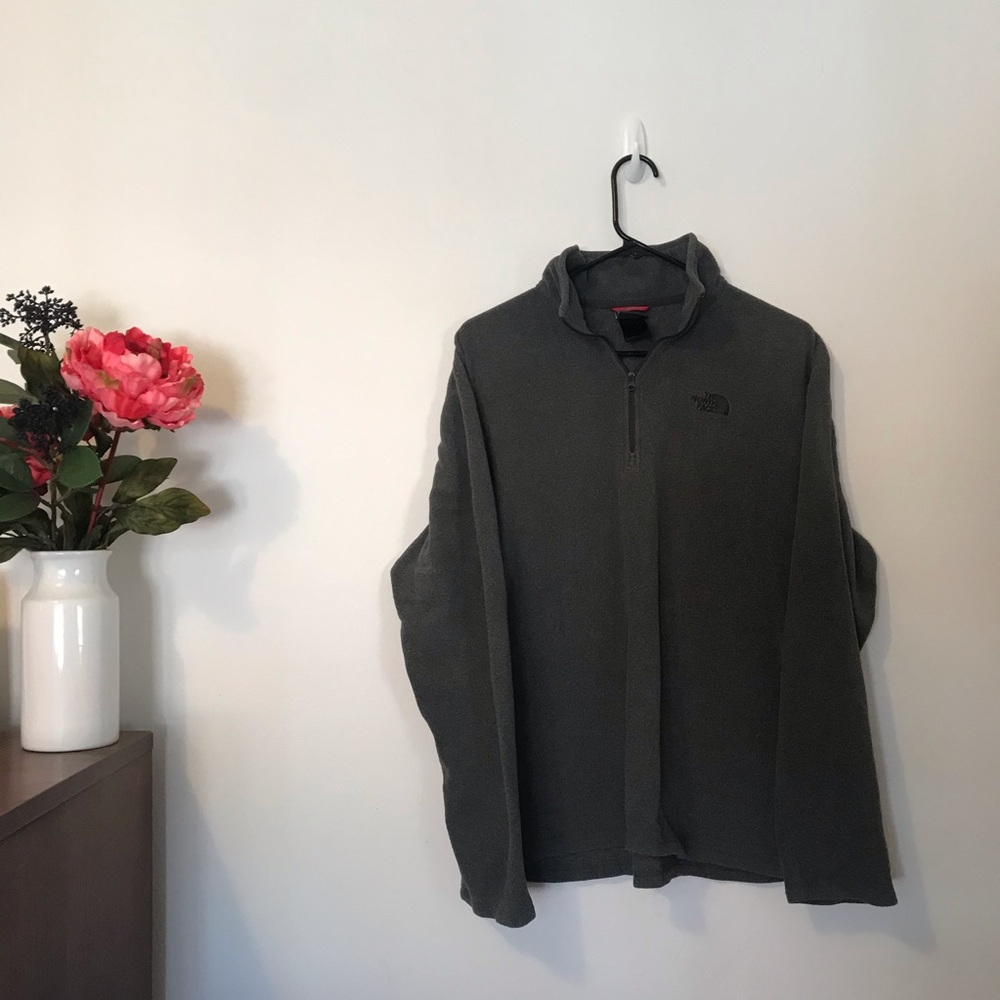 50% off today NORTH FACE Fleece Quartezip Pullover